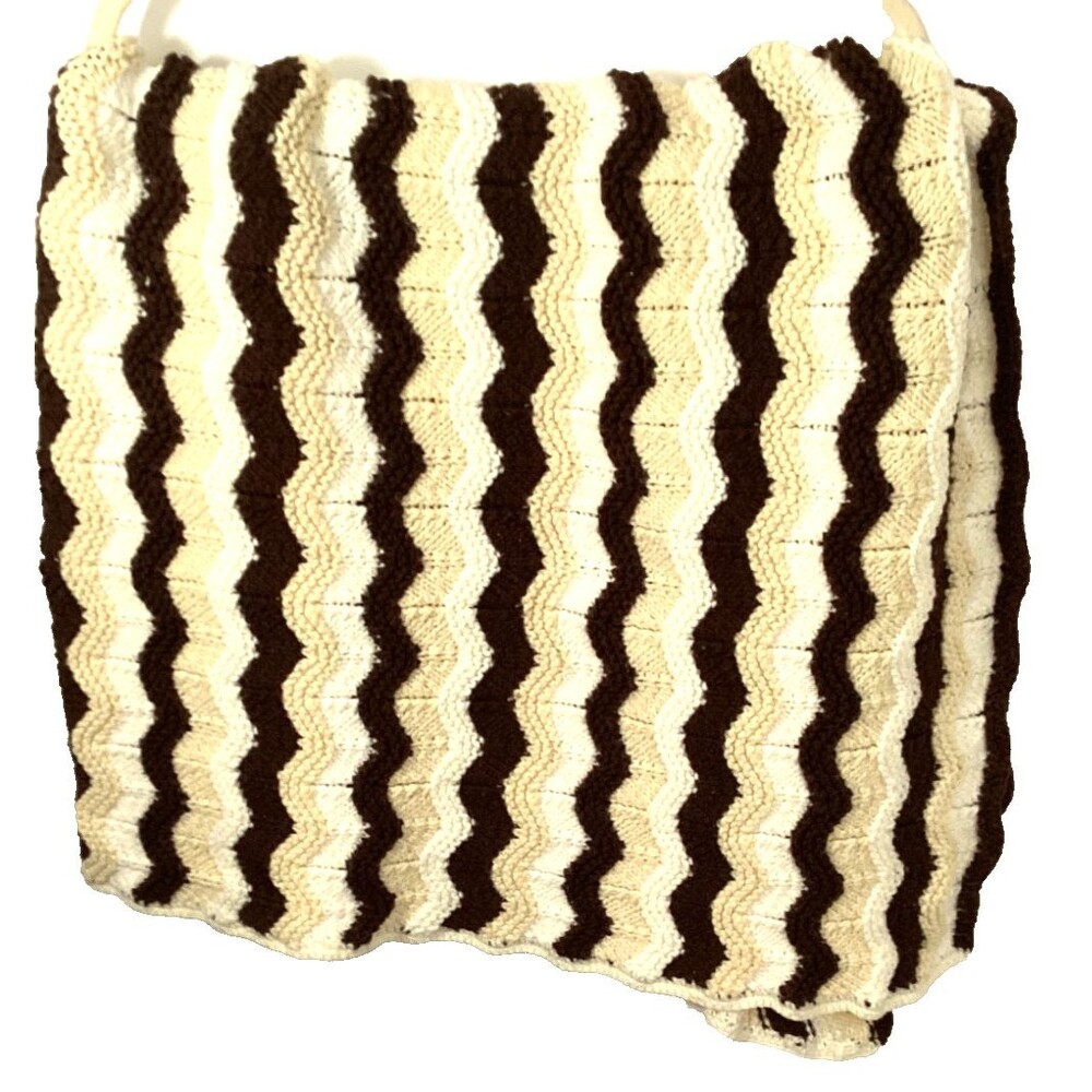 Vintage Handmade Knitted Afghan with Scalloped Edges
